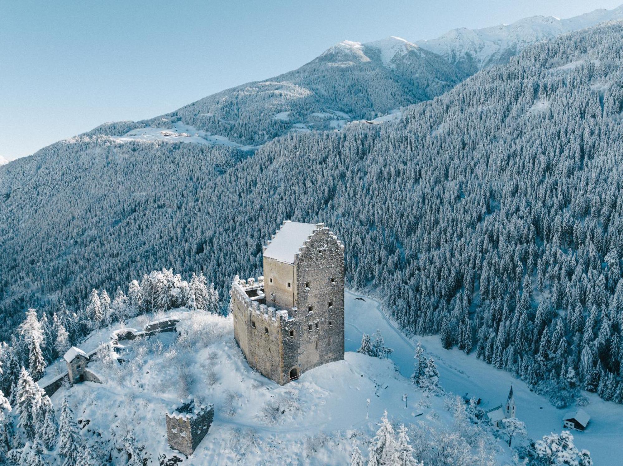 Klostergut Kronburg Zams Buitenkant foto